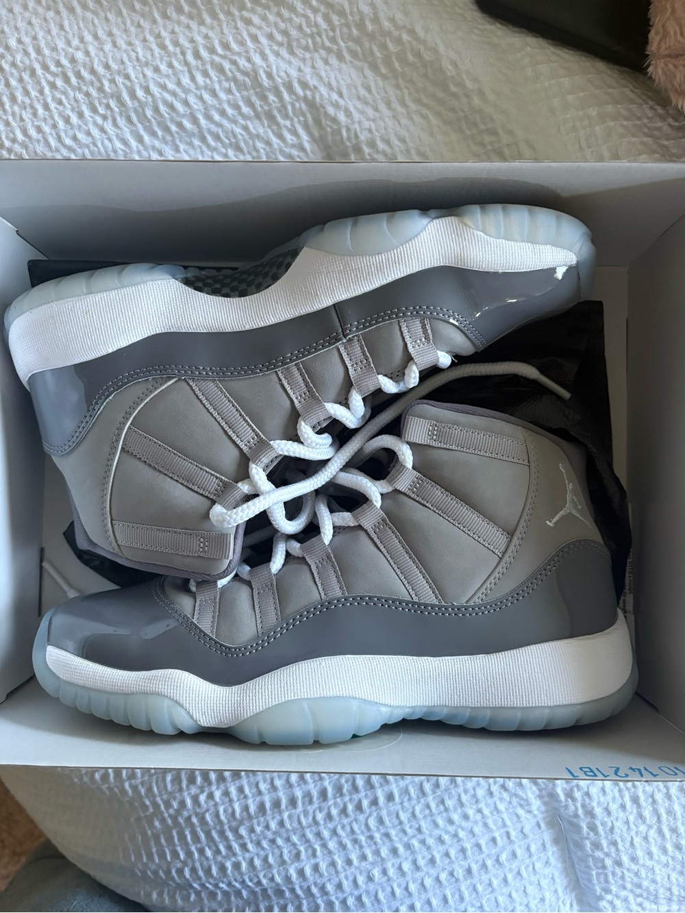 Jordan Air Jordan 11 Retro Box in Grey